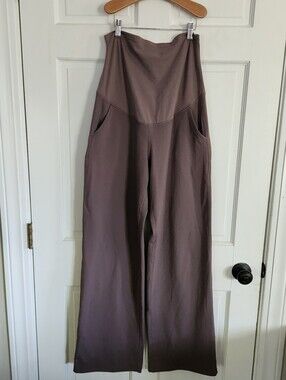 Halara Maternity Pants